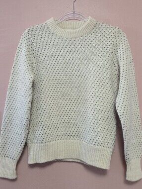 VINTAGE 90's WINONA KNITS Wool Nordic Birds Eye Sweater Small